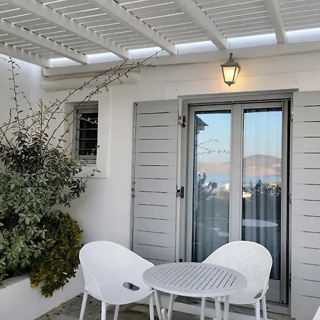 Despina's Mare Naousa (Paros)