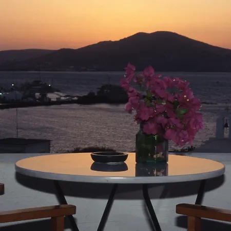 Aparthotel Despina's Mare Naousa (Paros)