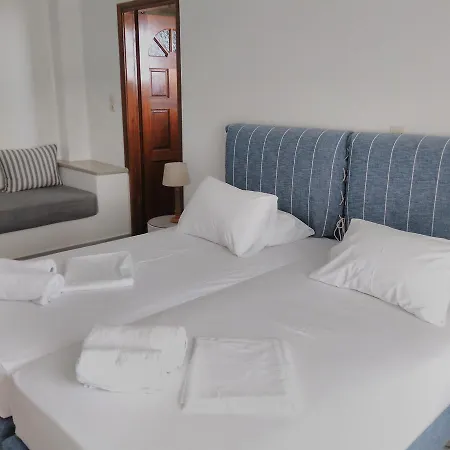 Aparthotel Despina's Mare 4*