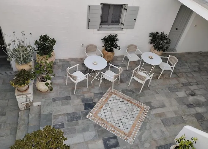 Despina's Mare Aparthotel Naousa (Paros)