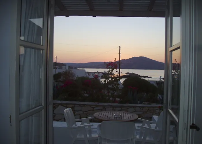 Ξενοδοχείο με διαμερίσματα Despina's Mare 4*